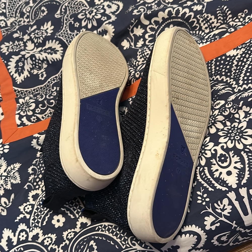 Blue Rothy’s Bootie Sneaker Sparkle Blue Metallic - Picture 4 of 4